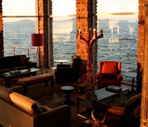 The lounge overlooks Lake Titicaca // © 2011 Titlaka Lodge